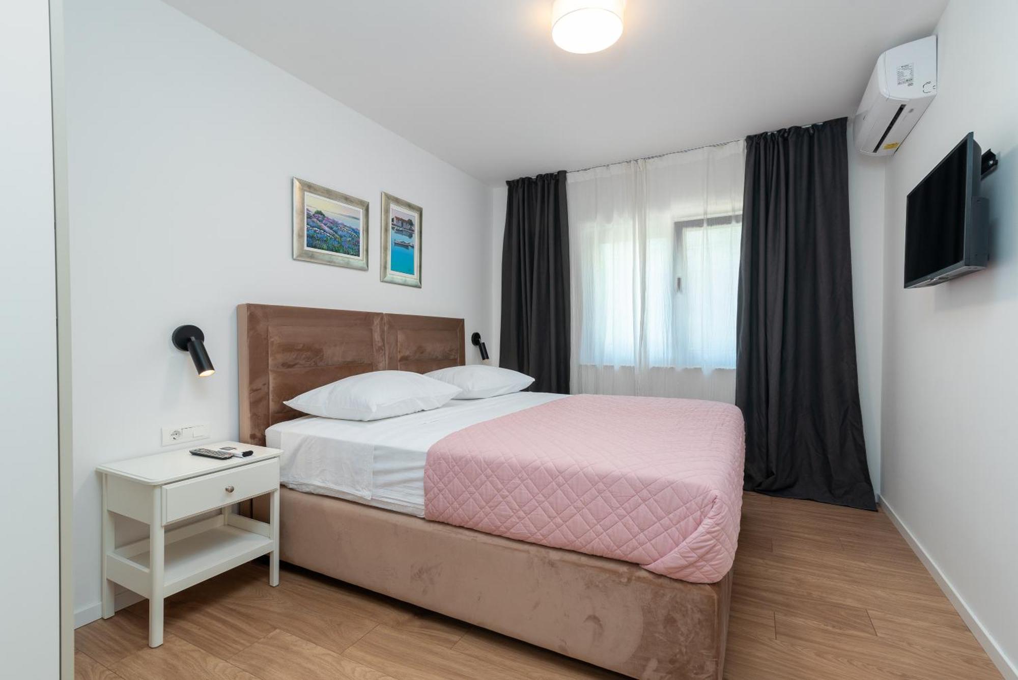 Maca Apartments & Suites Трогир Екстериор снимка